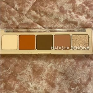 Eyeshadow palette
